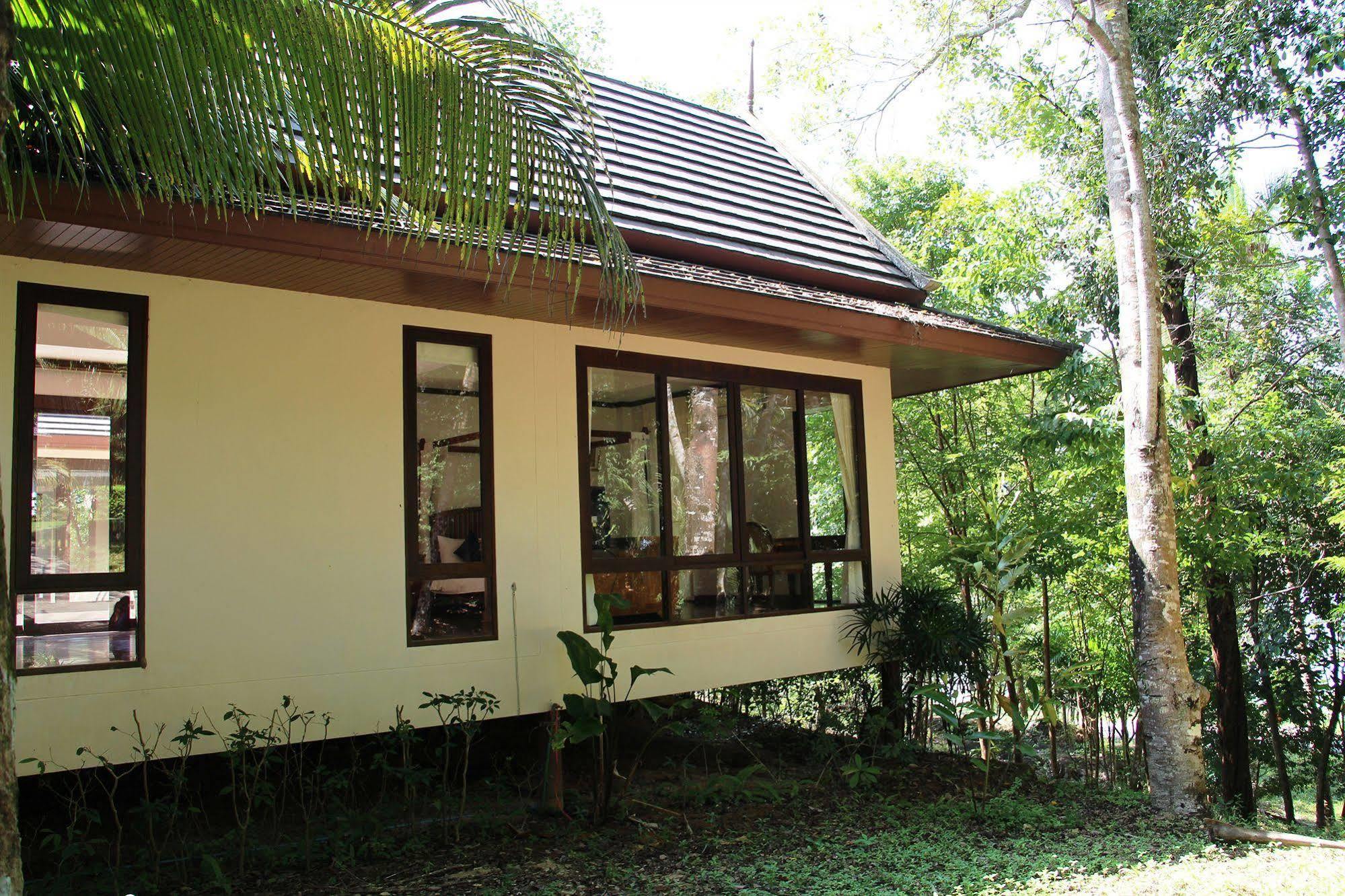 Kooncharaburi Resort Koh Chang Exterior photo